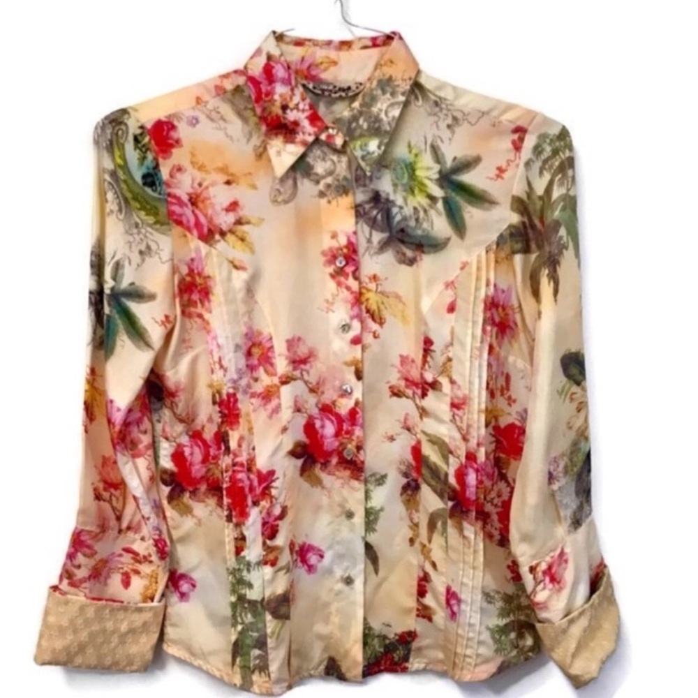 Vintage Robert Graham. 100% silk blouse.